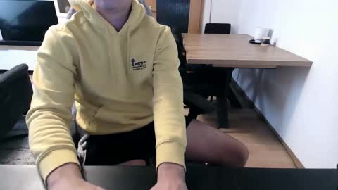 tobisk online show from 11-23-25, 02:28