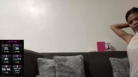 LuckyLaura online show from 02-04-26, 03:56