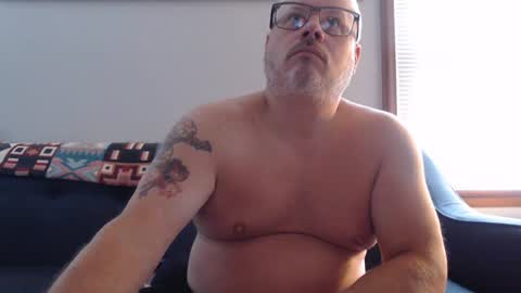 Snapshot of toddbator chatting on 08-01-26, 01:10 Todd Bator online show from 08-01-26, 01:10