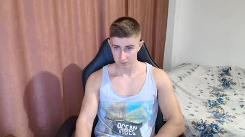 todhorny987 online show from 01-22-25, 07:57