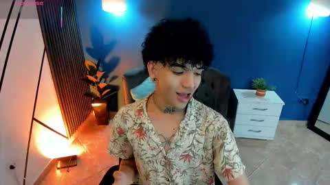 Snapshot of todoroki_g chatting on 11-12-25, 11:43 todoroki_g online show from 11-12-25, 11:43