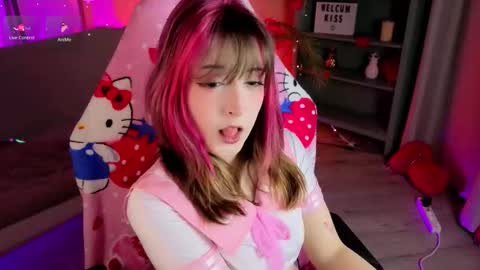 Soffi online show from 02-24-26, 03:10