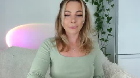 tokens_are_sexy online show from 06-26-26, 08:57