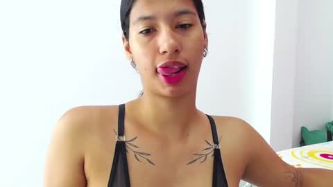 Adela y juan online show from 12-19-24, 02:46