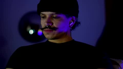 tokyo_oo online show from 12-19-25, 08:43