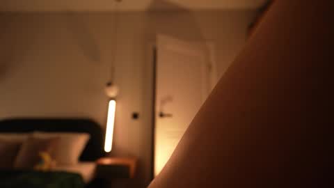 Snapshot of tollysage chatting on 10-21-25, 10:10 Sage. TG channel online show from 10-21-25, 10:10