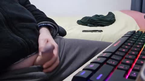 Snapshot of toloneo1 chatting on 02-03-26, 08:36 toloneo1 online show from 02-03-26, 08:36