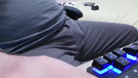 Snapshot of toloneo1 chatting on 03-20-26, 01:43 toloneo1 online show from 03-20-26, 01:43