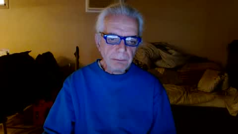 tom112292014 online show from 02-15-25, 06:44