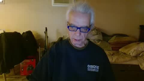 tom112292014 online show from 03-09-25, 01:15