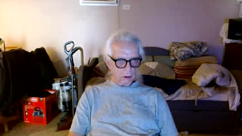 tom112292014 online show from 09-15-25, 05:57