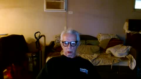 tom112292014 online show from 12-19-25, 05:20