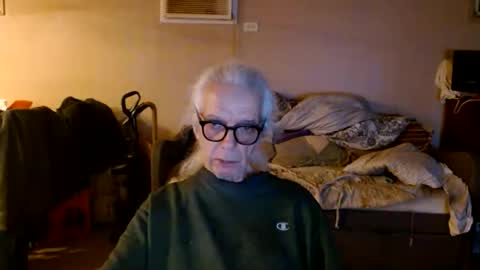 Snapshot of tom112292014 chatting on 03-01-26, 03:52 tom112292014 online show from 03-01-26, 03:52