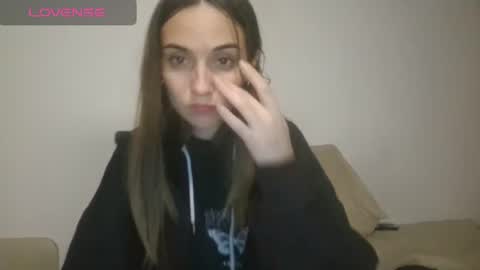 Flor online show from 06-15-26, 04:25