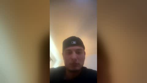 tom323949045 online show from 02-07-26, 04:43