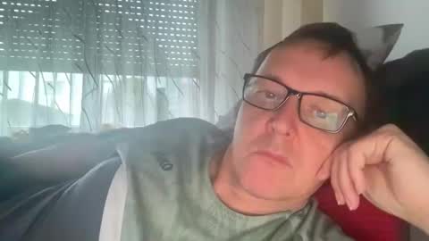 Snapshot of tom6644 chatting on 02-17-26, 03:51 Tom online show from 02-17-26, 03:51