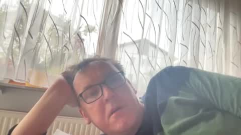 Snapshot of tom6644 chatting on 03-21-26, 08:19 Tom online show from 03-21-26, 08:19