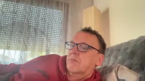 Snapshot of tom6644 chatting on 04-02-26, 03:53 Tom online show from 04-02-26, 03:53