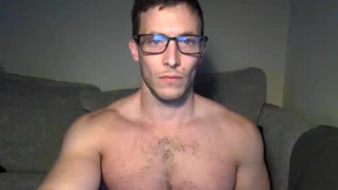 tom90ukx online show from 01-31-25, 03:33