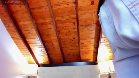   online show from 10-18-25, 01:01