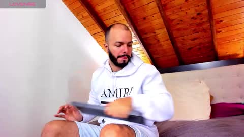   online show from 11-16-25, 01:28