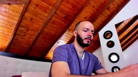   online show from 12-05-25, 12:58