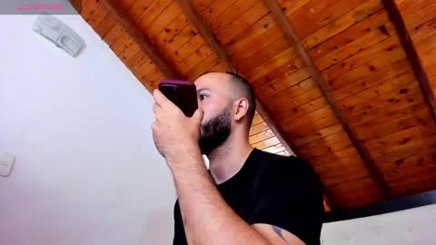   online show from 12-22-25, 12:35