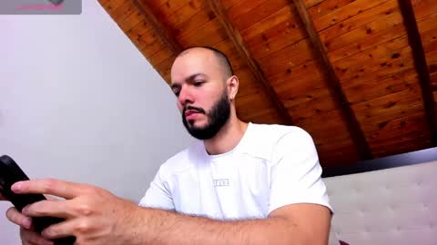   online show from 03-24-26, 12:54