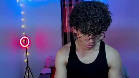 Tom Blue online show from 05-27-26, 05:10