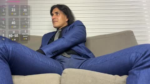 Snapshot of tom_blunt96 chatting on 01-19-25, 09:02 TOM online show from 01-19-25, 09:02