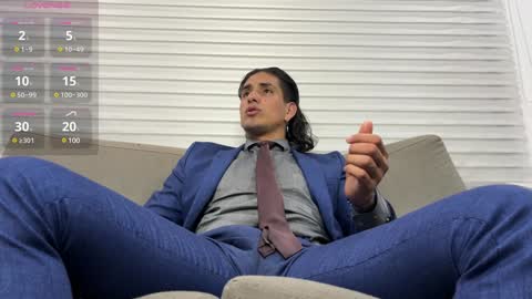 Snapshot of tom_blunt96 chatting on 02-07-25, 02:40 TOM online show from 02-07-25, 02:40