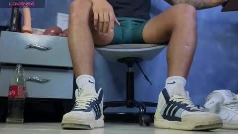 Tom online show from 02-01-26, 10:19