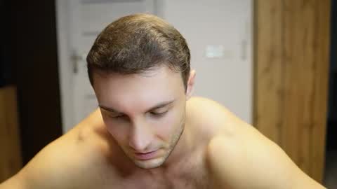 Tom online show from 09-15-25, 06:57