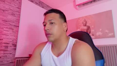 Tom muscle1 online show from 12-22-25, 12:02