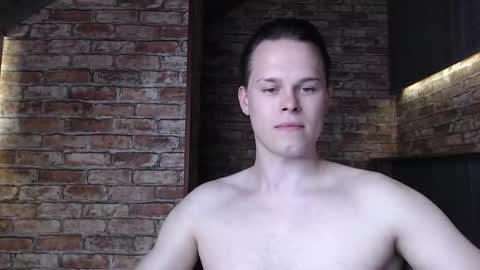 Snapshot of tom_y_ chatting on 10-17-25, 03:58 Tom online show from 10-17-25, 03:58