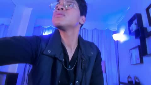 Snapshot of tomas__price chatting on 10-21-25, 03:07 Tomas online show from 10-21-25, 03:07