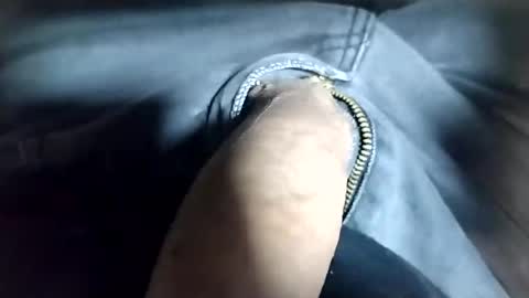 Tomas online show from 02-12-25, 01:41