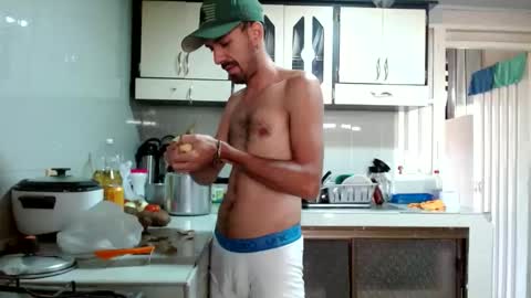 tomas gerauld. make me happy with 10000 tokens online show from 01-23-25, 09:18