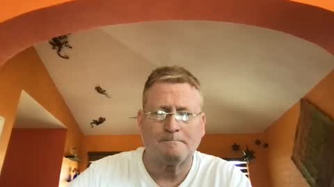 Hola online show from 03-11-25, 09:15