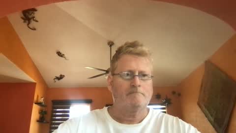 Hola online show from 04-30-26, 09:41