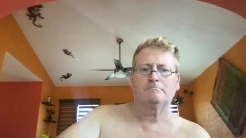 Hola online show from 06-18-26, 09:08
