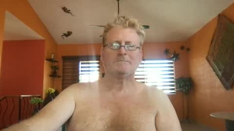 Hola online show from 06-23-26, 10:52