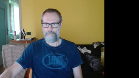 Snapshot of tomasmilian77 chatting on 10-22-25, 07:41 Tomas Milian online show from 10-22-25, 07:41