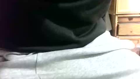 tomasturbador121 online show from 04-22-26, 10:50