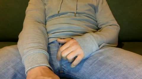 tombi125 online show from 01-03-25, 04:48