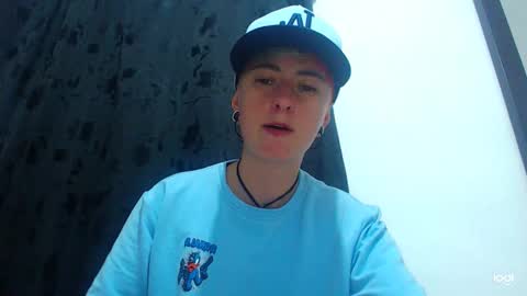 Blue online show from 12-06-24, 09:21