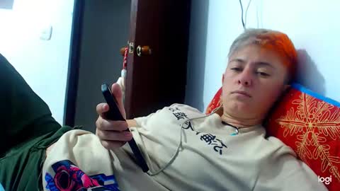 Blue online show from 12-12-24, 04:37