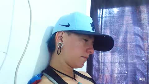 Blue online show from 12-21-24, 03:31