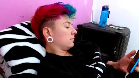 Blue online show from 09-29-25, 08:24