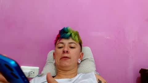 Blue online show from 10-05-25, 04:05